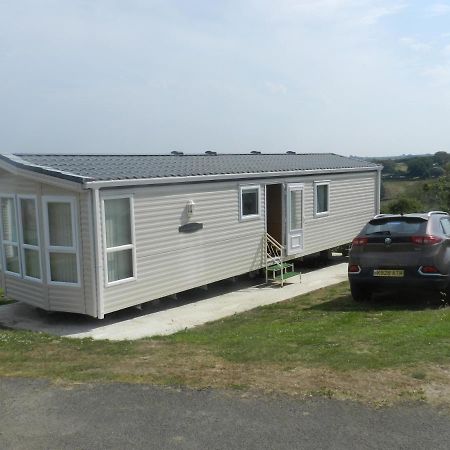 Cwtch Caravans Little Haven Exterior foto