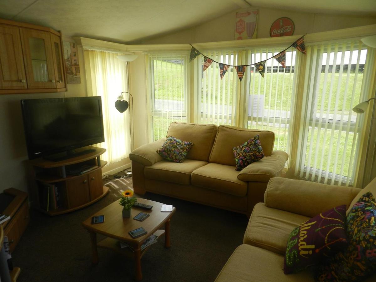 Cwtch Caravans Little Haven Exterior foto